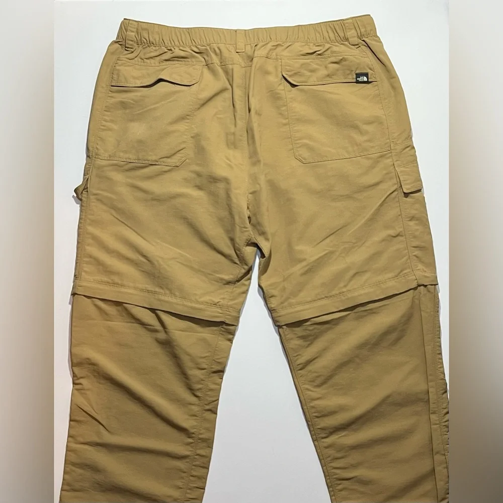 The North Face Convertible Khaki Cargo Nylon Belted Hiking Pants, XXL (40x30)